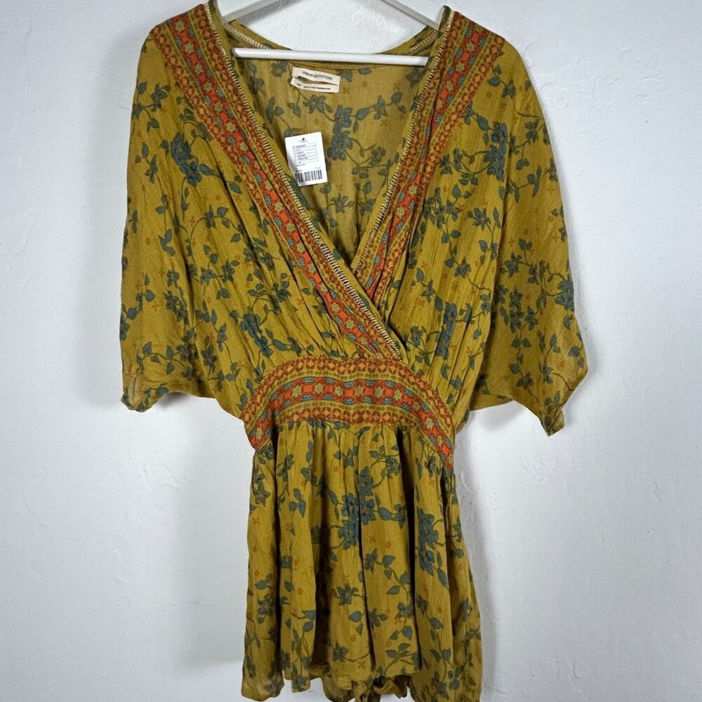 UO Urban Outfitters Womens Moonstruck Plunging Surplice Romper Green Small New